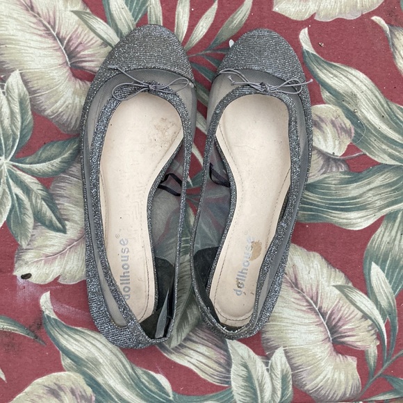 Dollhouse ballet flats 8 1/2